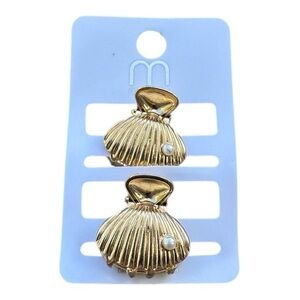 5/$25 Melody Gold Conch Shell Hair Clips